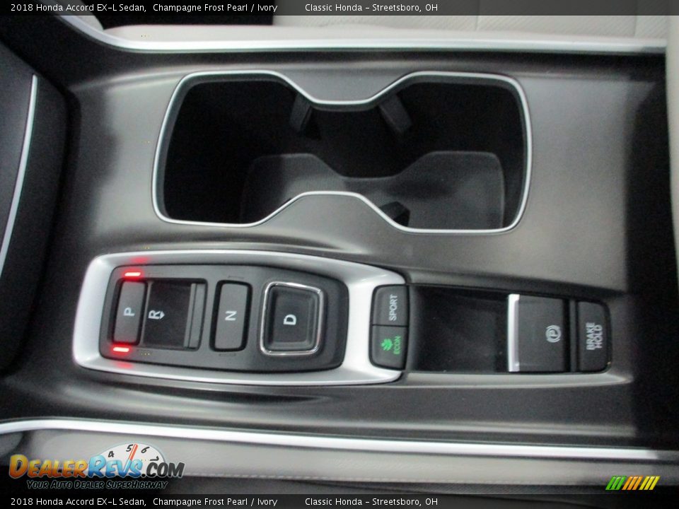 2018 Honda Accord EX-L Sedan Champagne Frost Pearl / Ivory Photo #34