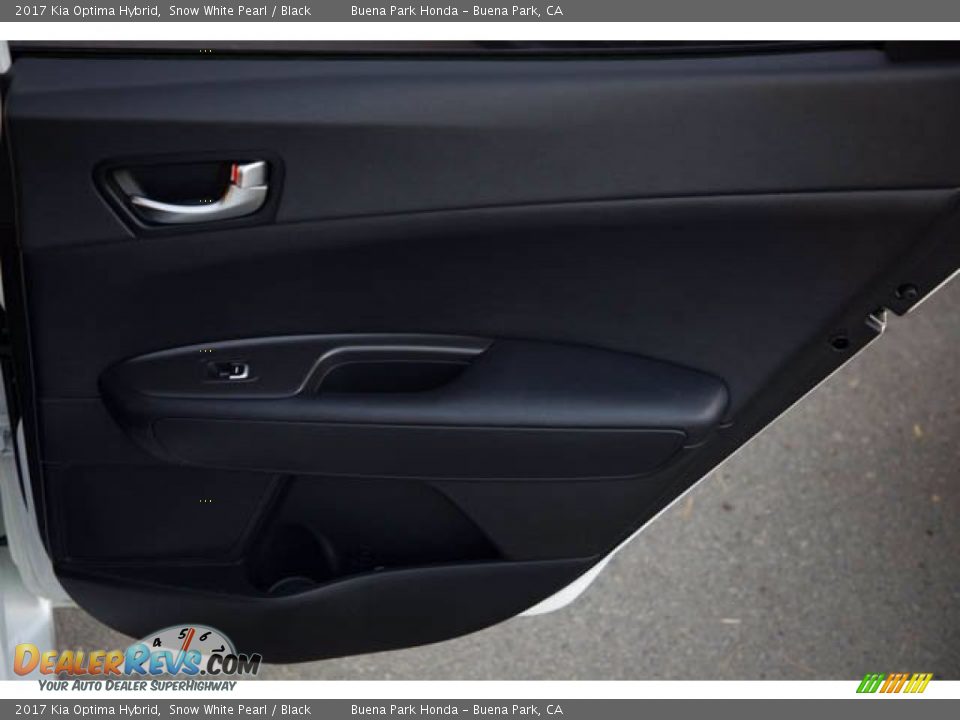 Door Panel of 2017 Kia Optima Hybrid Photo #33