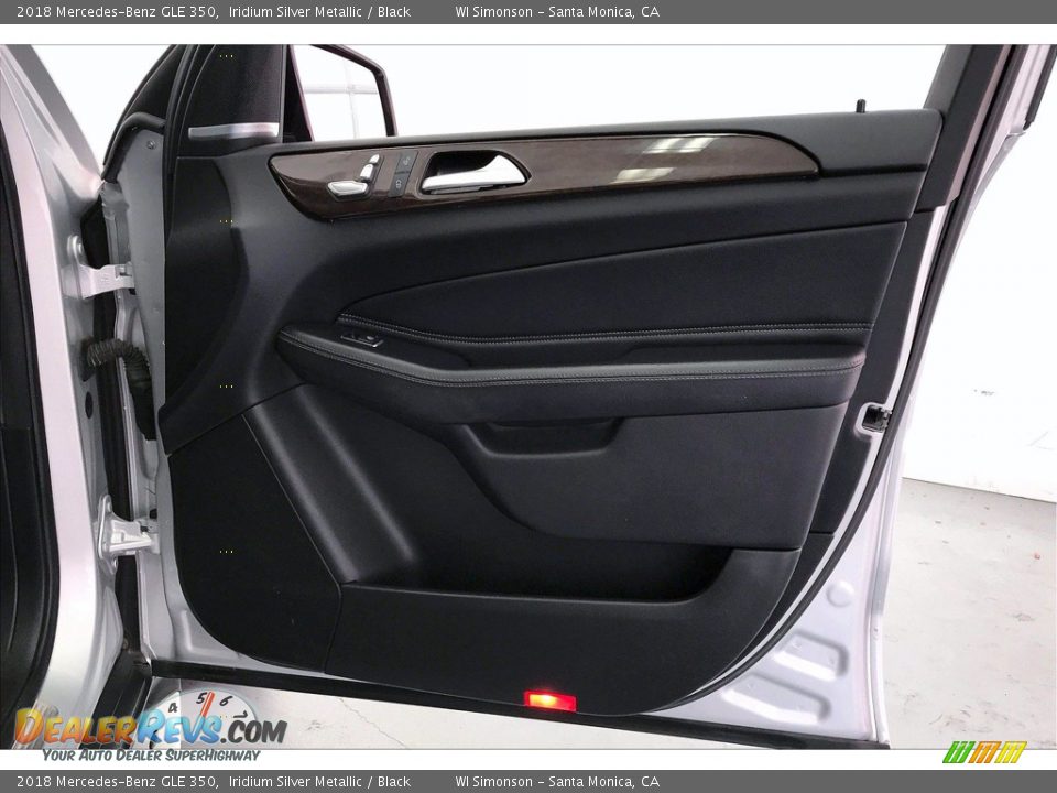 Door Panel of 2018 Mercedes-Benz GLE 350 Photo #27