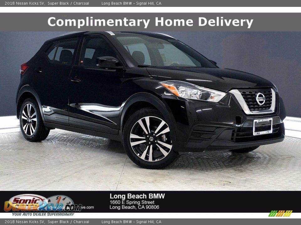 2018 Nissan Kicks SV Super Black / Charcoal Photo #1