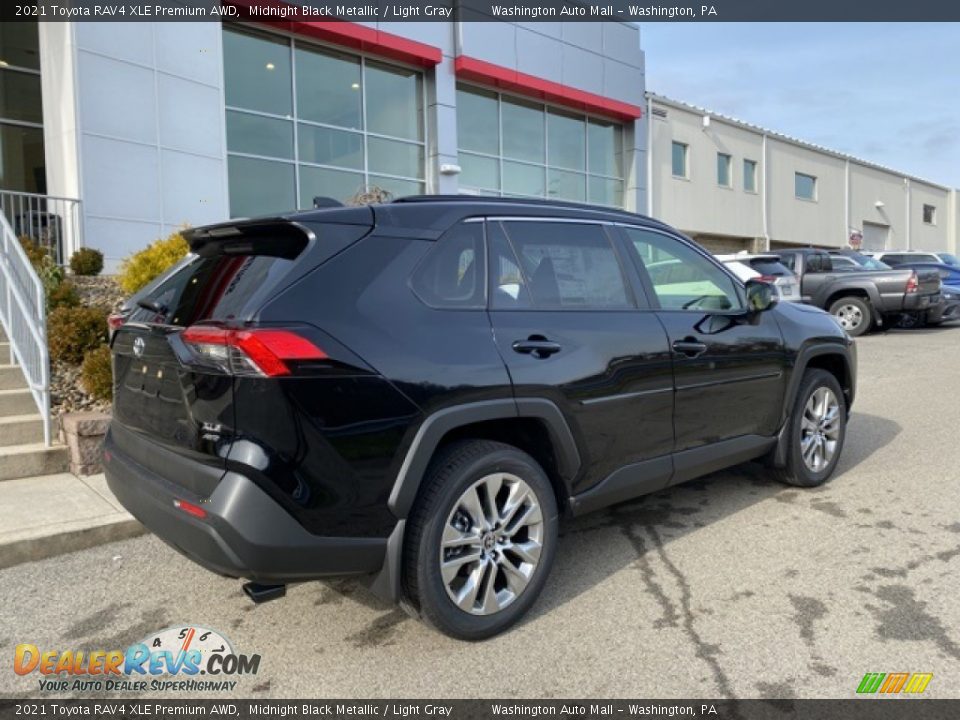 2021 Toyota RAV4 XLE Premium AWD Midnight Black Metallic / Light Gray Photo #14