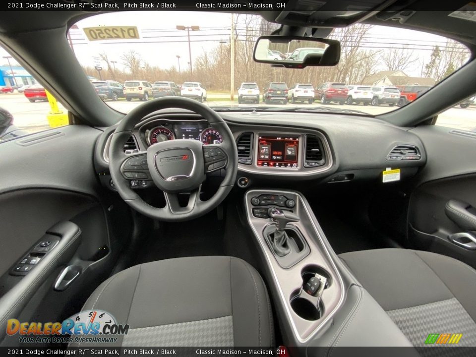 Black Interior - 2021 Dodge Challenger R/T Scat Pack Photo #4