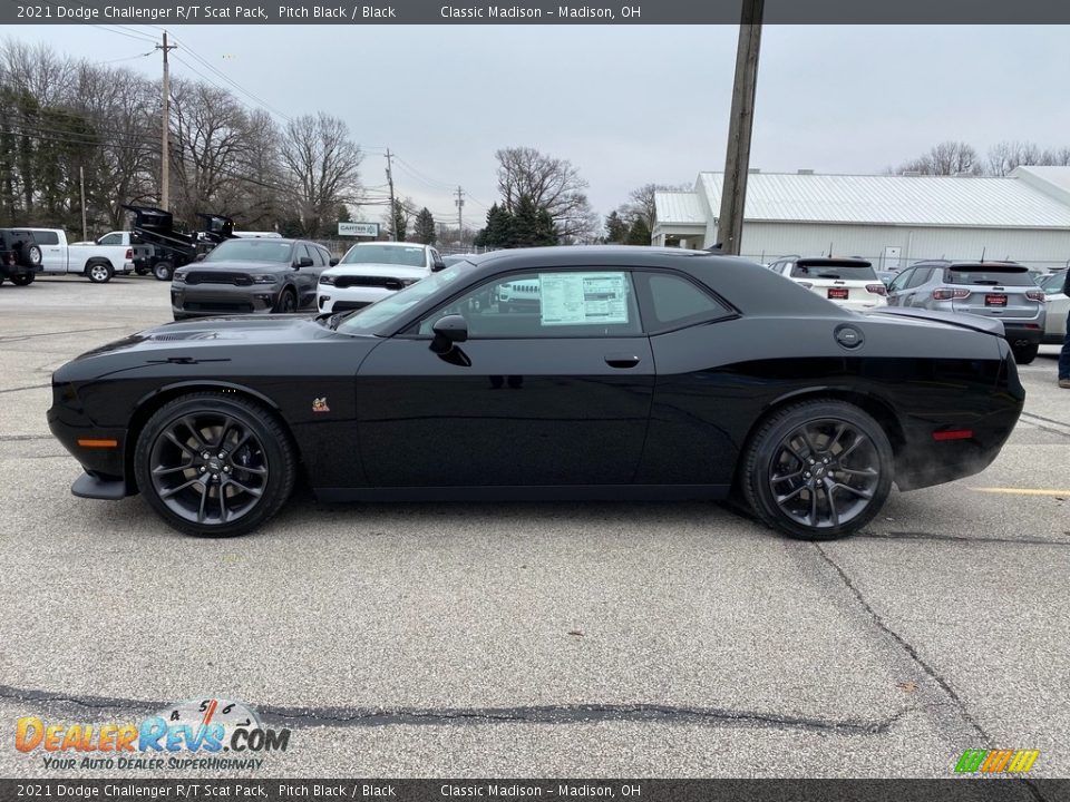 Pitch Black 2021 Dodge Challenger R/T Scat Pack Photo #8