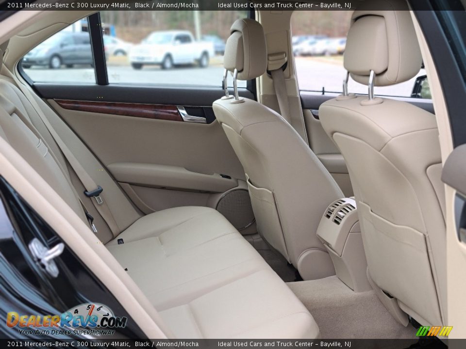 2011 Mercedes-Benz C 300 Luxury 4Matic Black / Almond/Mocha Photo #11