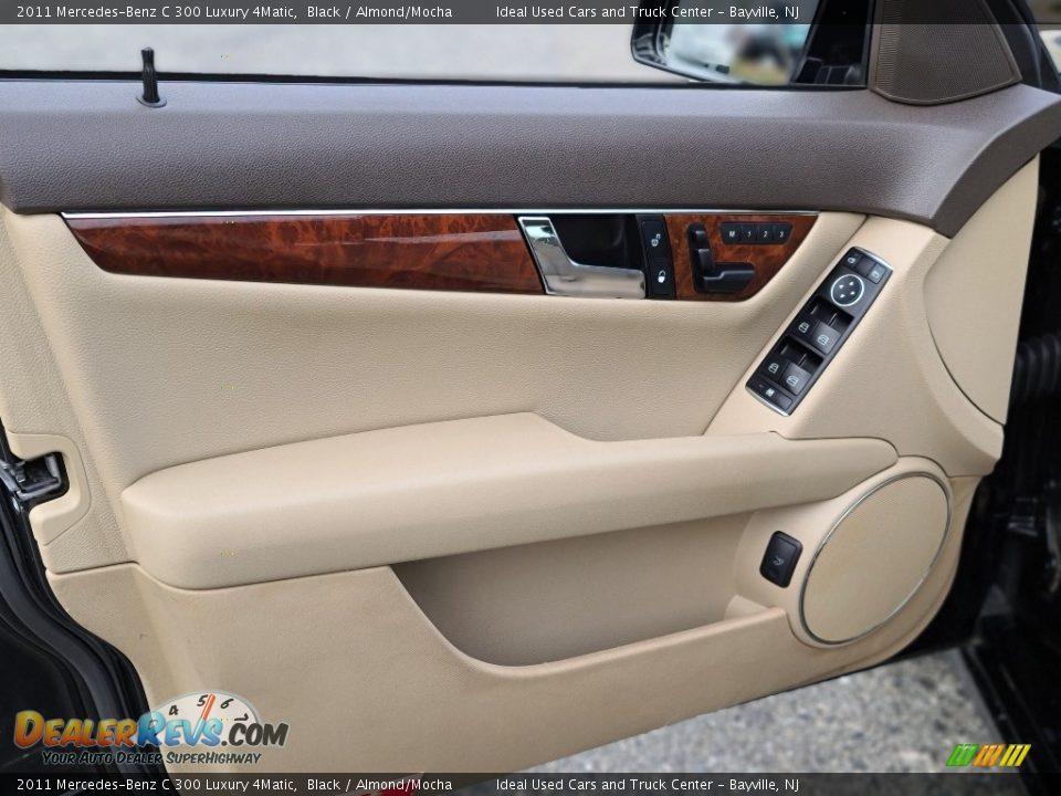 2011 Mercedes-Benz C 300 Luxury 4Matic Black / Almond/Mocha Photo #14