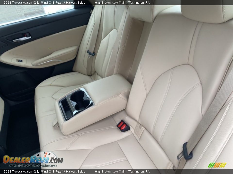 Rear Seat of 2021 Toyota Avalon XLE Photo #25