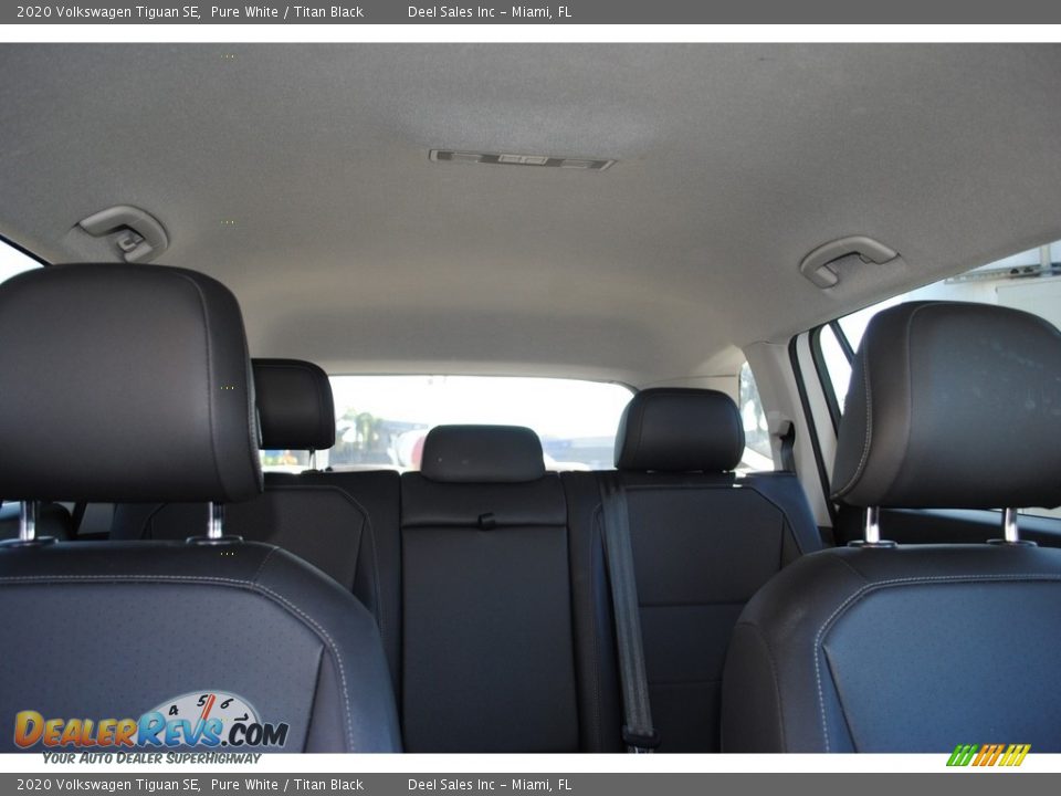 2020 Volkswagen Tiguan SE Pure White / Titan Black Photo #18