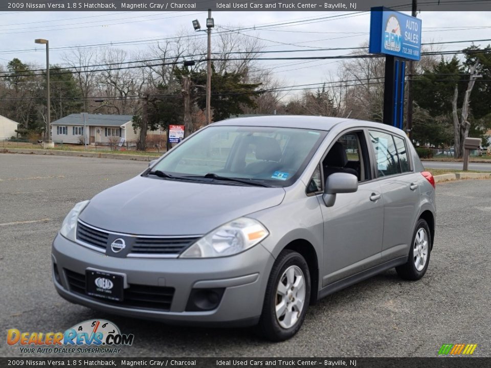 2009 Nissan Versa 1.8 S Hatchback Magnetic Gray / Charcoal Photo #1