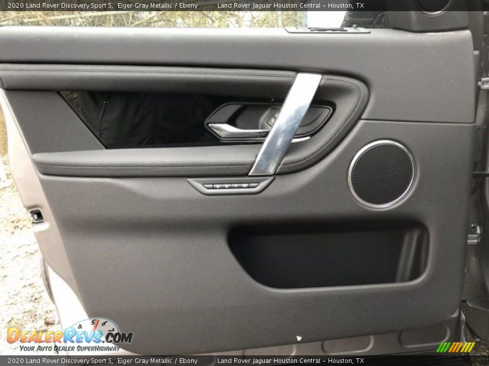 Door Panel of 2020 Land Rover Discovery Sport S Photo #12