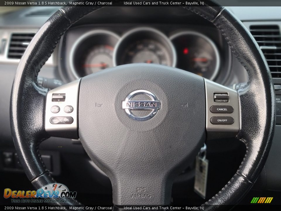 2009 Nissan Versa 1.8 S Hatchback Magnetic Gray / Charcoal Photo #22