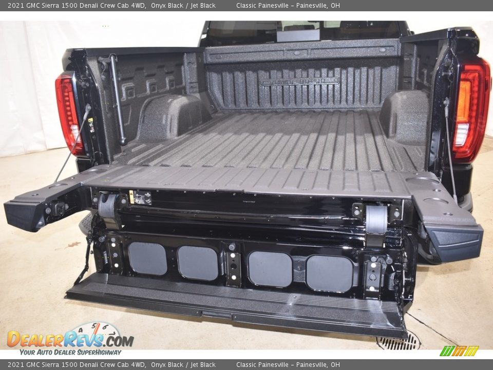 2021 GMC Sierra 1500 Denali Crew Cab 4WD Onyx Black / Jet Black Photo #8