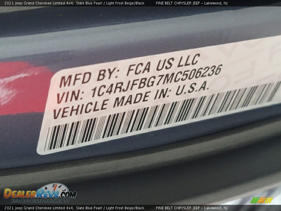 2021 Jeep Grand Cherokee Limited 4x4 Slate Blue Pearl / Light Frost Beige/Black Photo #12