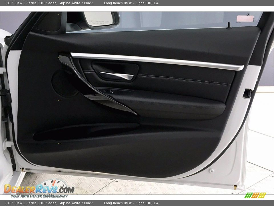 2017 BMW 3 Series 330i Sedan Alpine White / Black Photo #24