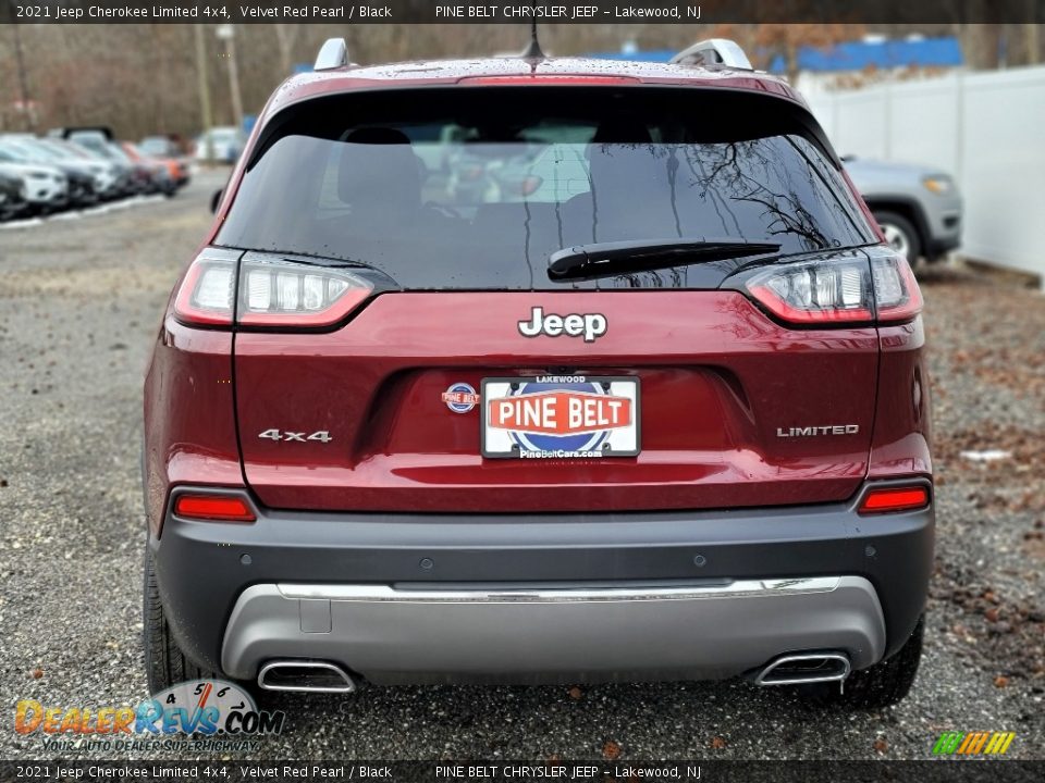 2021 Jeep Cherokee Limited 4x4 Velvet Red Pearl / Black Photo #7