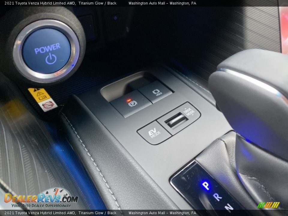 2021 Toyota Venza Hybrid Limited AWD Titanium Glow / Black Photo #16