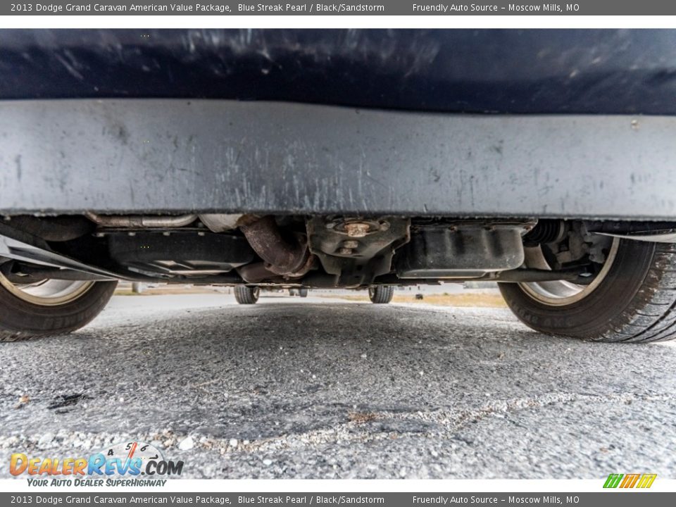2013 Dodge Grand Caravan American Value Package Blue Streak Pearl / Black/Sandstorm Photo #10
