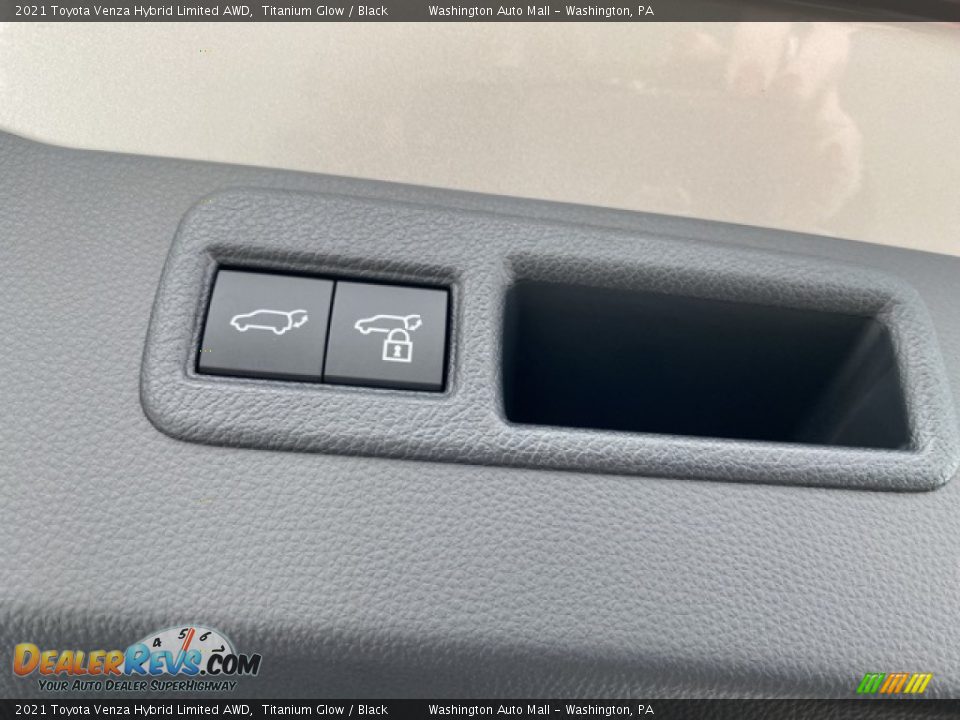 2021 Toyota Venza Hybrid Limited AWD Titanium Glow / Black Photo #32