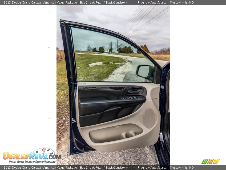 2013 Dodge Grand Caravan American Value Package Blue Streak Pearl / Black/Sandstorm Photo #20