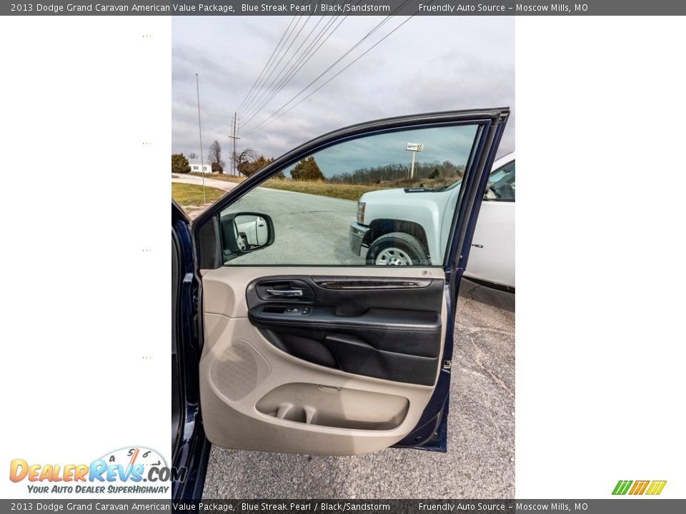 2013 Dodge Grand Caravan American Value Package Blue Streak Pearl / Black/Sandstorm Photo #25