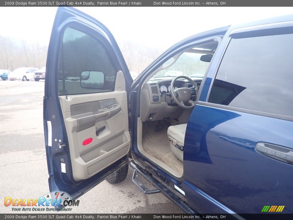 2009 Dodge Ram 3500 SLT Quad Cab 4x4 Dually Patriot Blue Pearl / Khaki Photo #16