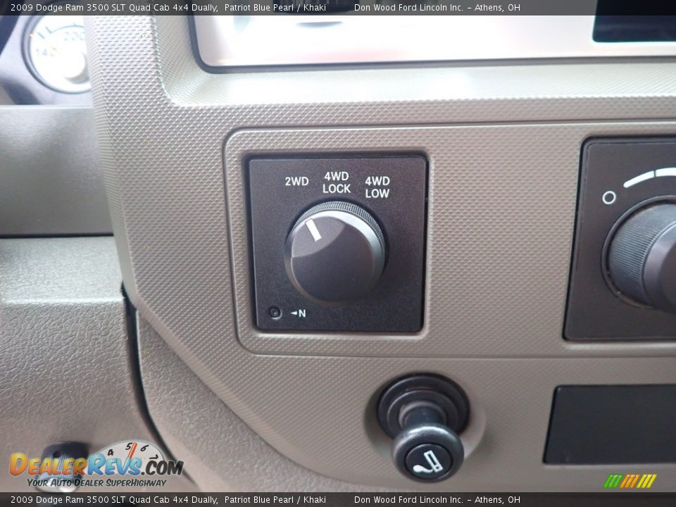 2009 Dodge Ram 3500 SLT Quad Cab 4x4 Dually Patriot Blue Pearl / Khaki Photo #28