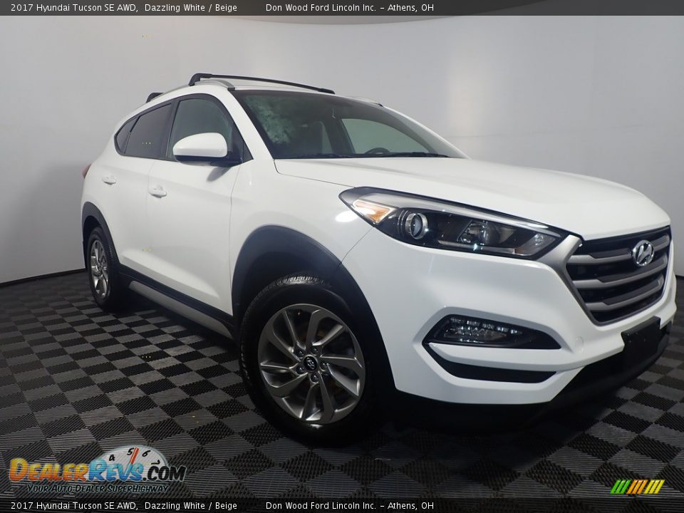 2017 Hyundai Tucson SE AWD Dazzling White / Beige Photo #1