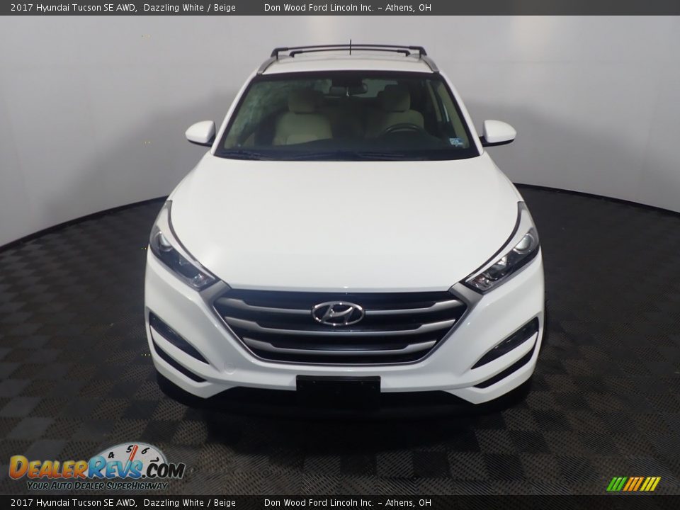 2017 Hyundai Tucson SE AWD Dazzling White / Beige Photo #8
