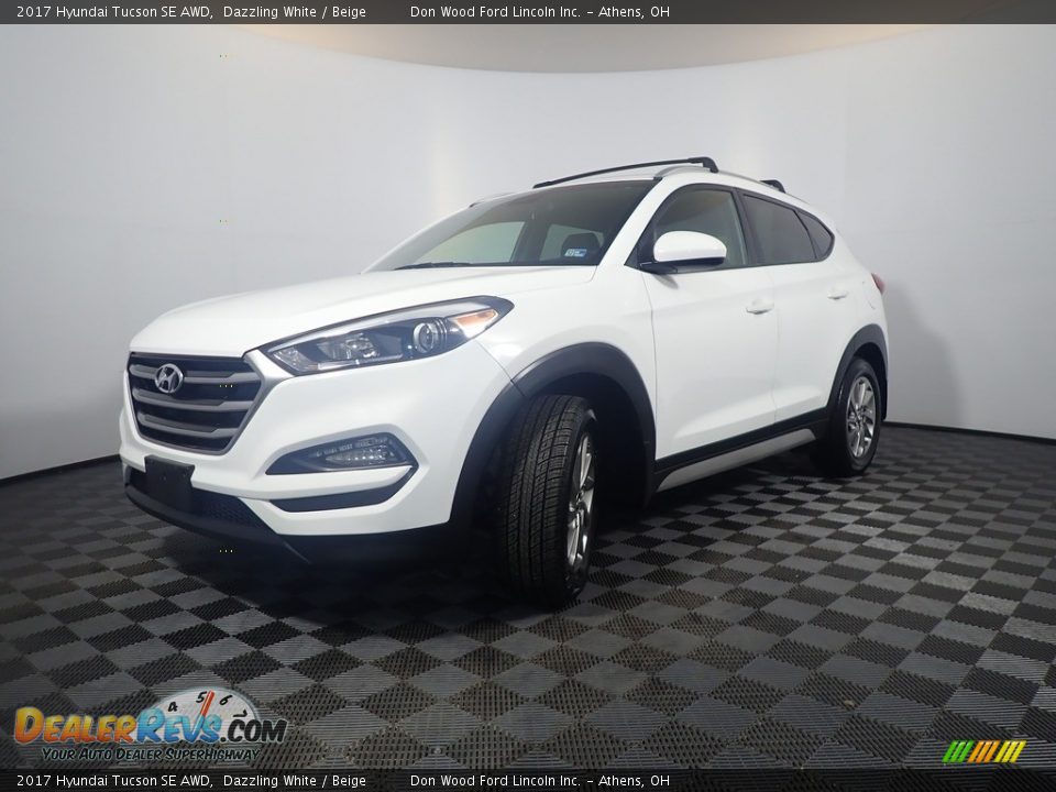 2017 Hyundai Tucson SE AWD Dazzling White / Beige Photo #12