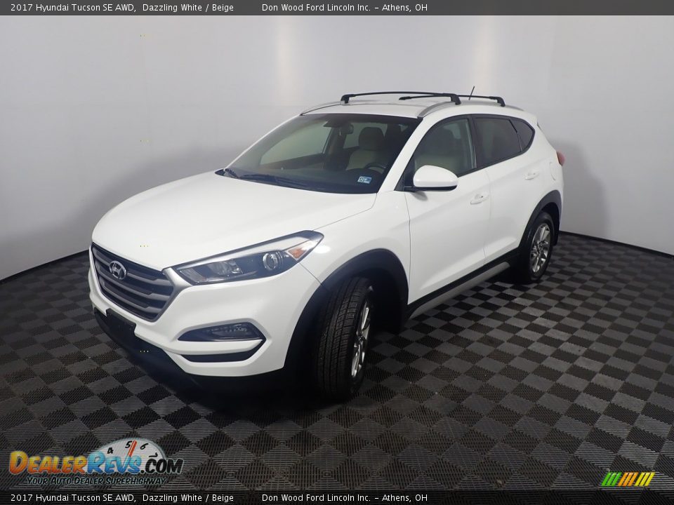 2017 Hyundai Tucson SE AWD Dazzling White / Beige Photo #13