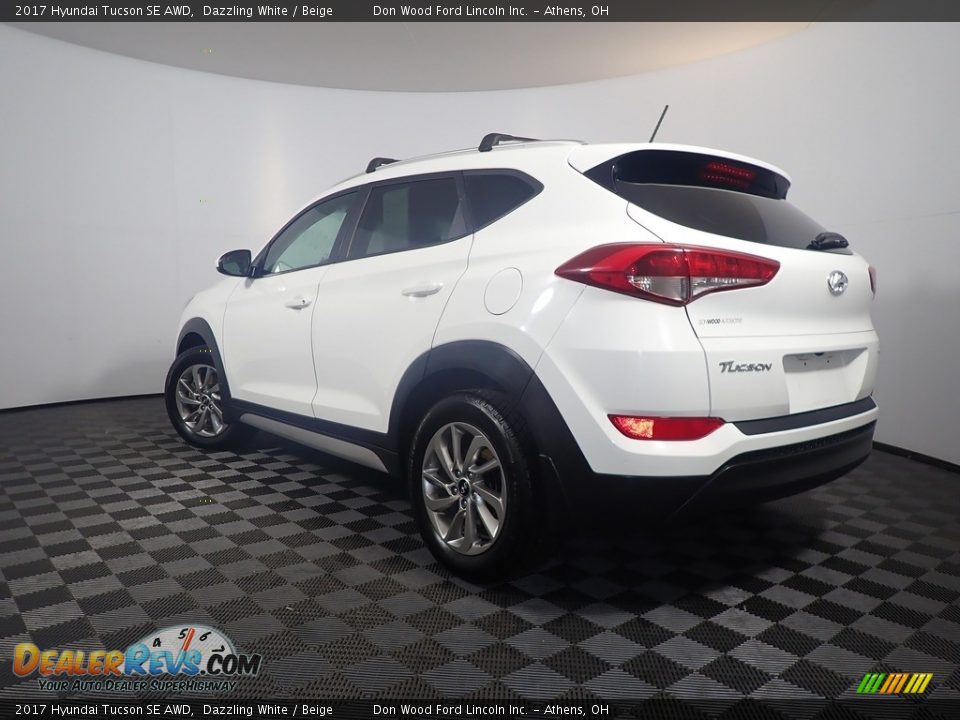 2017 Hyundai Tucson SE AWD Dazzling White / Beige Photo #16