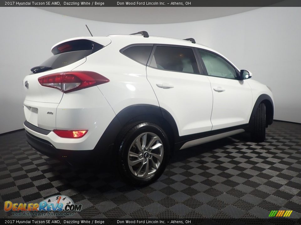 2017 Hyundai Tucson SE AWD Dazzling White / Beige Photo #23