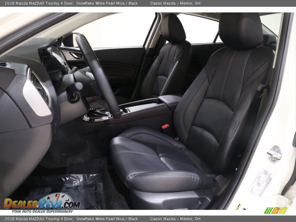 2018 Mazda MAZDA3 Touring 4 Door Snowflake White Pearl Mica / Black Photo #5