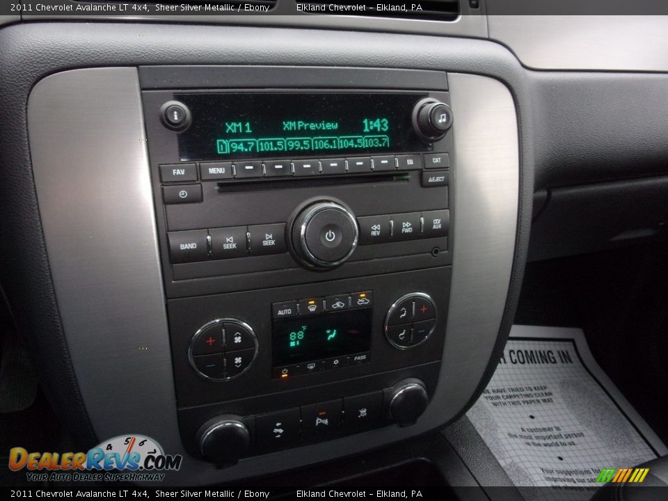 2011 Chevrolet Avalanche LT 4x4 Sheer Silver Metallic / Ebony Photo #26