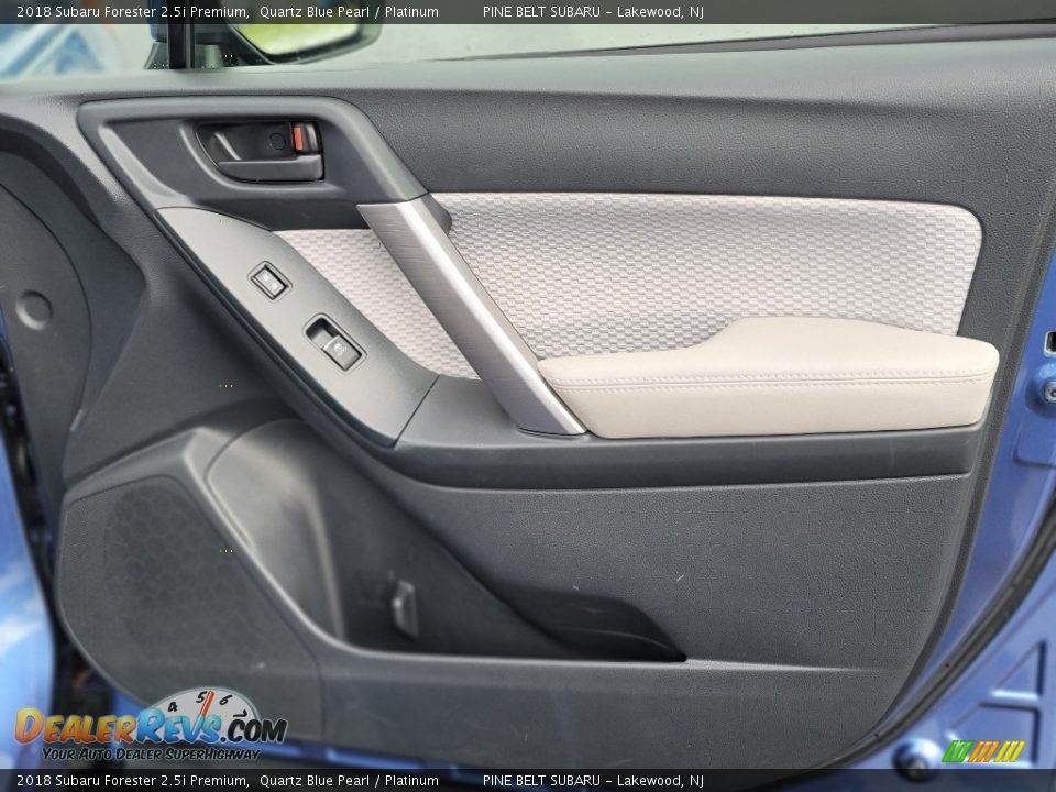 2018 Subaru Forester 2.5i Premium Quartz Blue Pearl / Platinum Photo #24