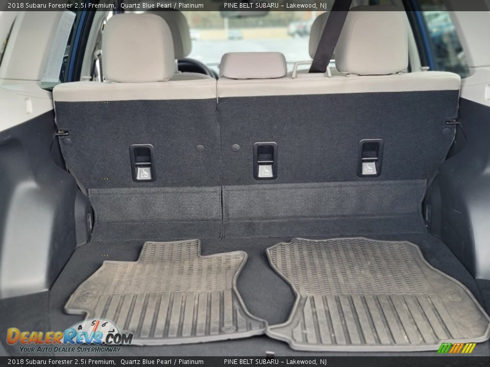 2018 Subaru Forester 2.5i Premium Quartz Blue Pearl / Platinum Photo #30