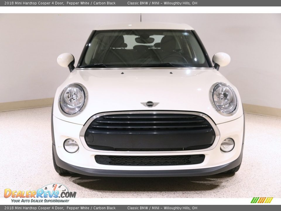 2018 Mini Hardtop Cooper 4 Door Pepper White / Carbon Black Photo #2