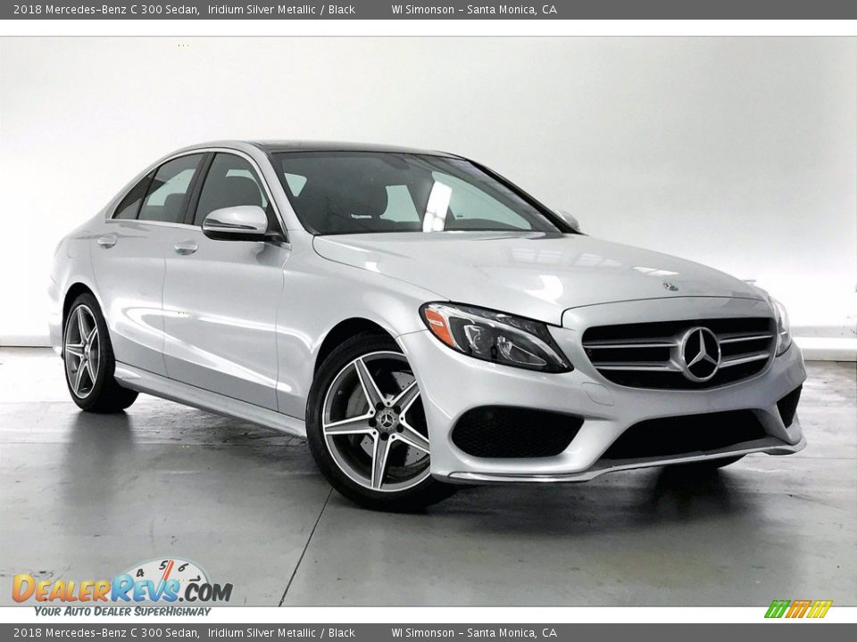 Front 3/4 View of 2018 Mercedes-Benz C 300 Sedan Photo #34