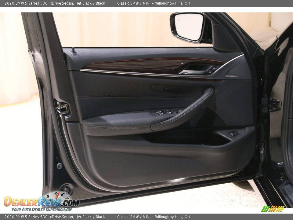 2020 BMW 5 Series 530i xDrive Sedan Jet Black / Black Photo #4