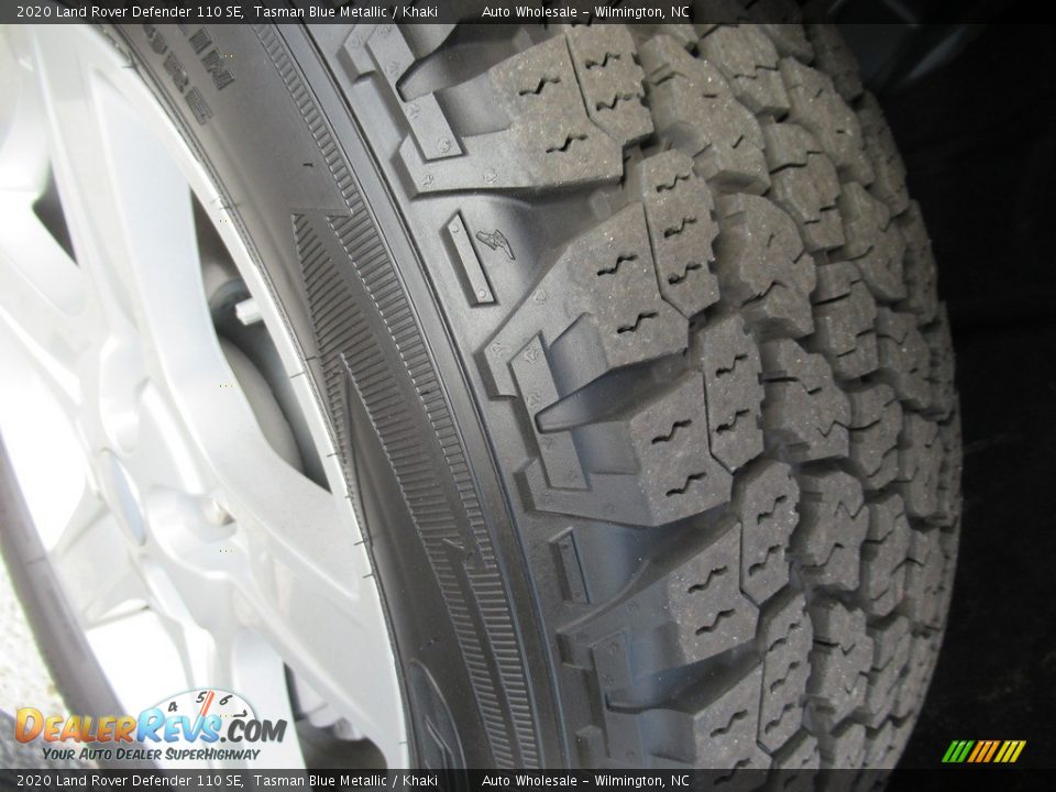 2020 Land Rover Defender 110 SE Tasman Blue Metallic / Khaki Photo #8