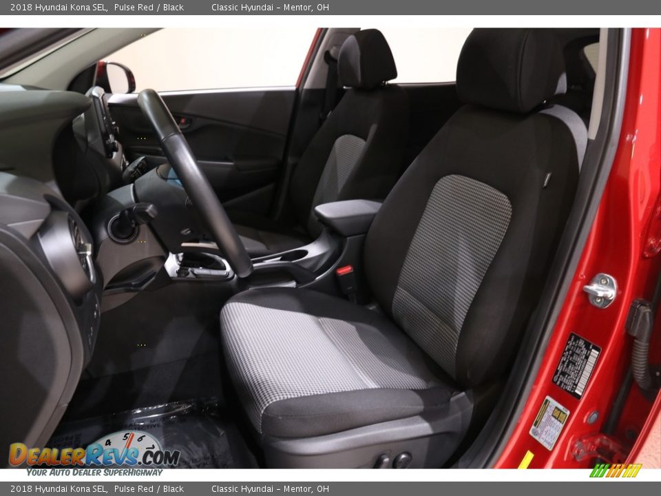Front Seat of 2018 Hyundai Kona SEL Photo #5
