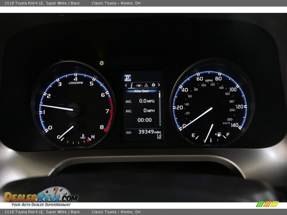 2018 Toyota RAV4 LE Super White / Black Photo #9