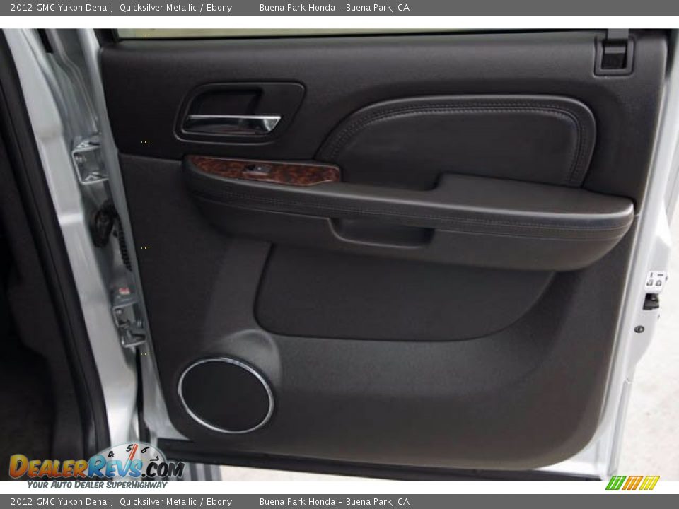 Door Panel of 2012 GMC Yukon Denali Photo #34