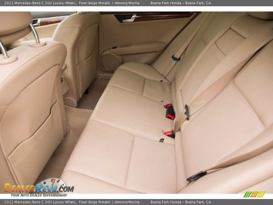 2011 Mercedes-Benz C 300 Luxury 4Matic Pearl Beige Metallic / Almond/Mocha Photo #4