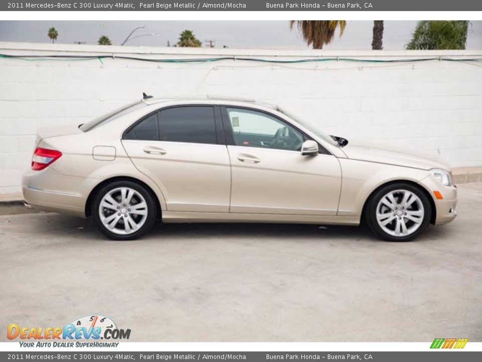 2011 Mercedes-Benz C 300 Luxury 4Matic Pearl Beige Metallic / Almond/Mocha Photo #12