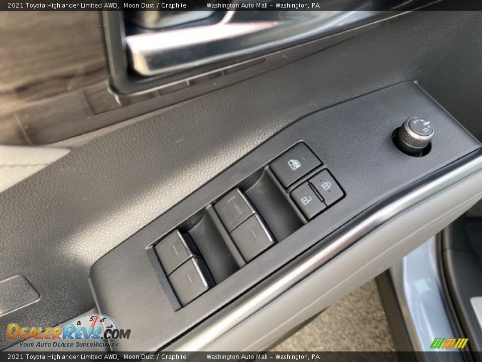 Controls of 2021 Toyota Highlander Limited AWD Photo #21