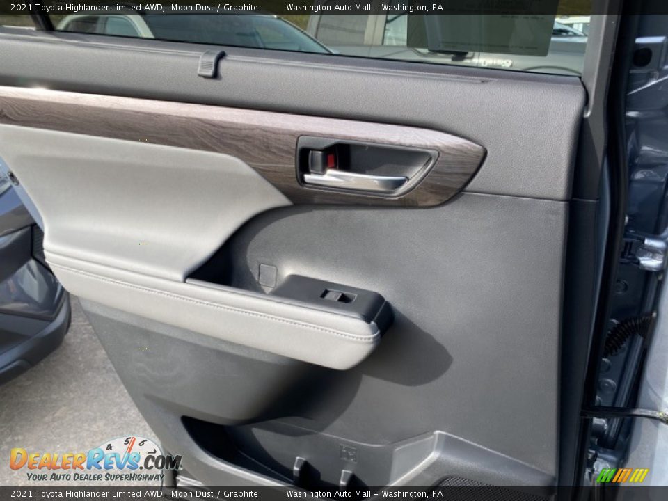 Door Panel of 2021 Toyota Highlander Limited AWD Photo #31