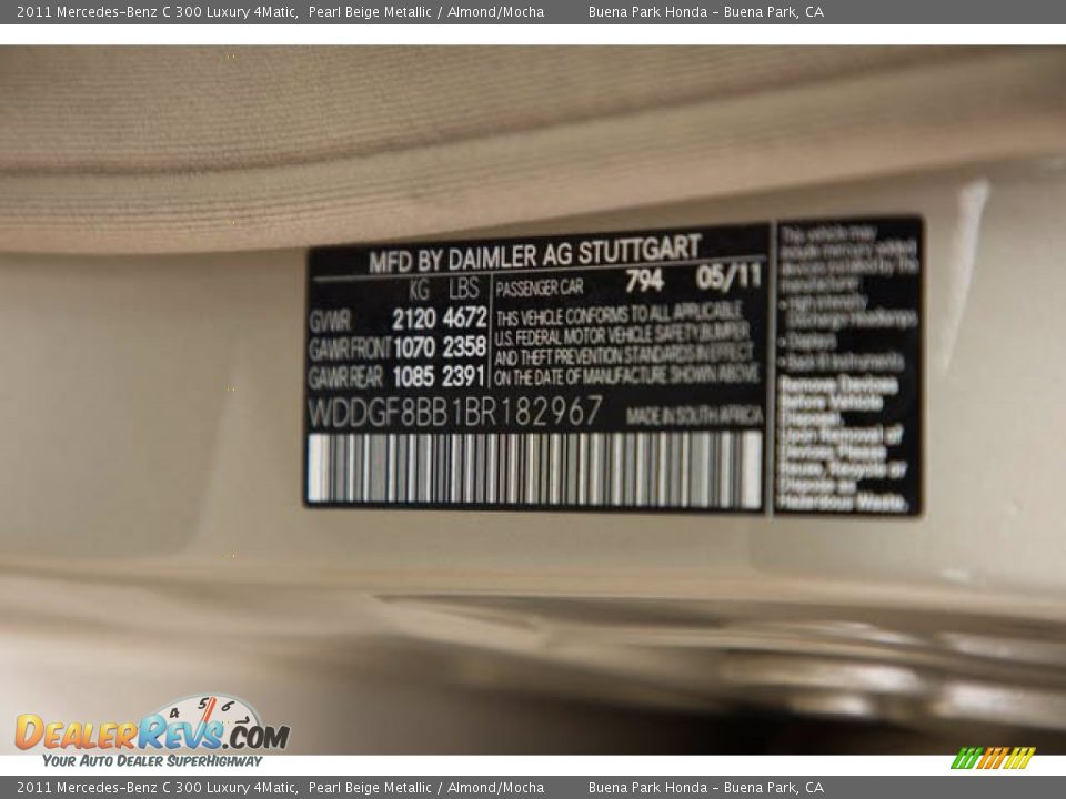 2011 Mercedes-Benz C 300 Luxury 4Matic Pearl Beige Metallic / Almond/Mocha Photo #36