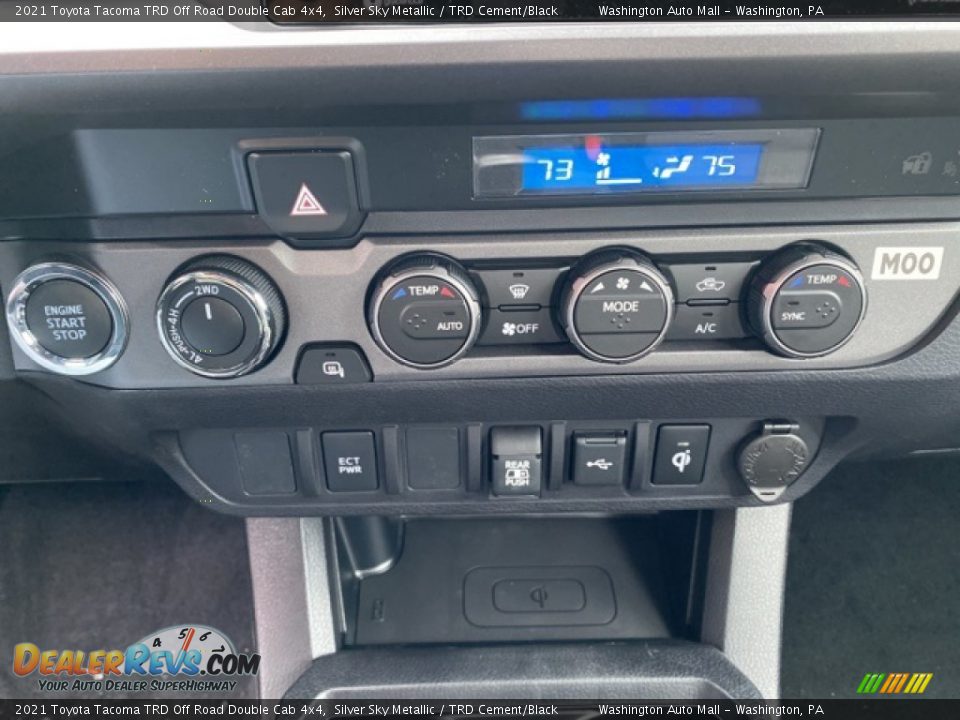 Controls of 2021 Toyota Tacoma TRD Off Road Double Cab 4x4 Photo #16