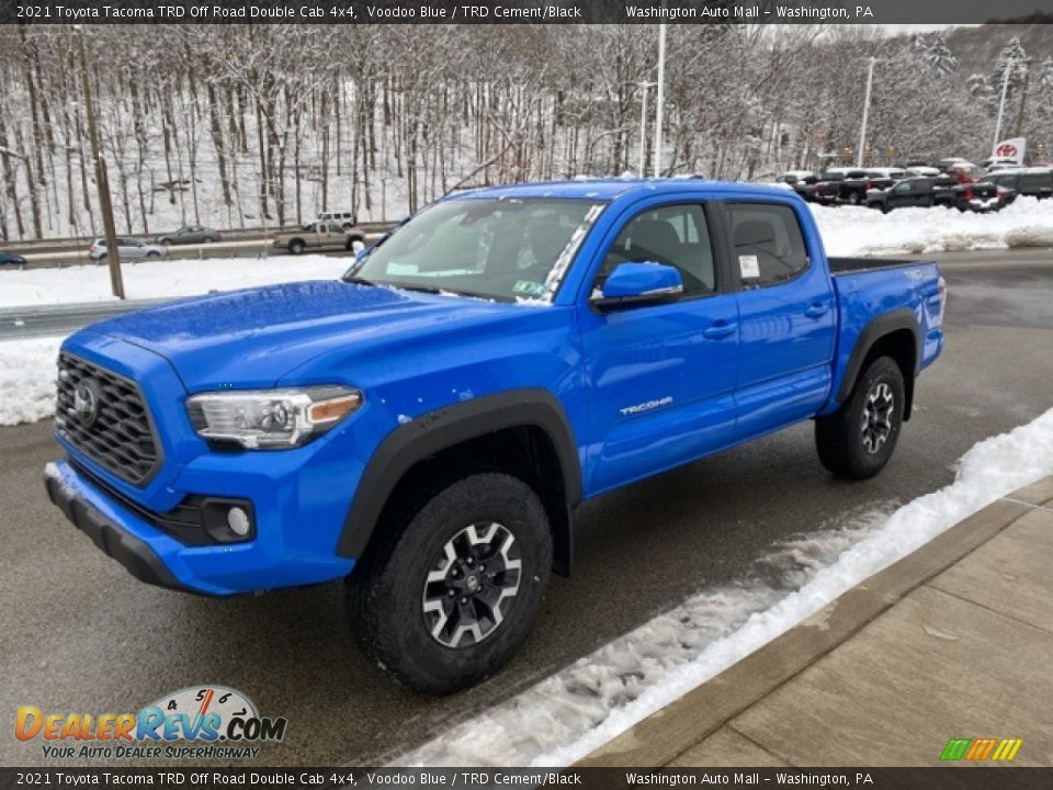 Front 3/4 View of 2021 Toyota Tacoma TRD Off Road Double Cab 4x4 Photo #12