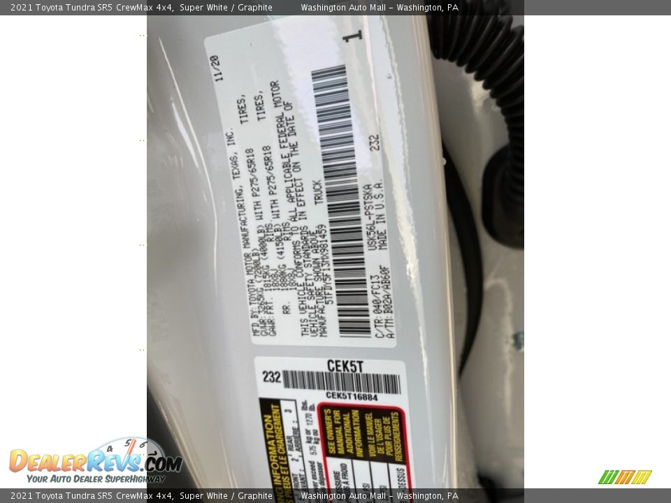 2021 Toyota Tundra SR5 CrewMax 4x4 Super White / Graphite Photo #32